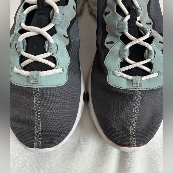 Nike Sneakers React Element 55 Grey Pink Teal Running Shoes Unisex Size 12